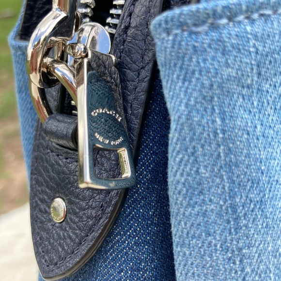 Coach Denim Mini Lillie Carryall NWT - Picture 8 of 10